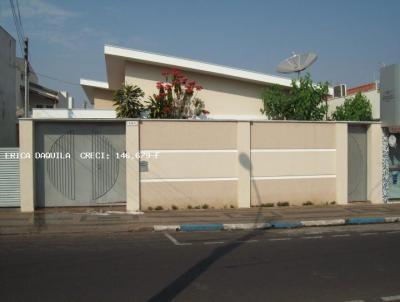 Casa para Venda, em Monte Alto, bairro Centro, 3 dormitrios, 2 banheiros, 2 vagas