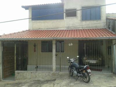 Casa para Venda, em Pouso Alegre, bairro Centro, 4 dormitrios, 2 banheiros, 1 vaga