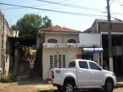 Casa para Venda, em Presidente Prudente, bairro Centro, 2 dormitrios, 1 banheiro, 2 vagas