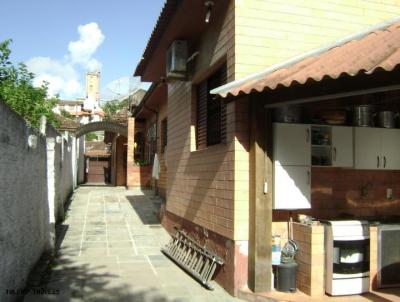 Casa para Venda, em Porto Alegre, bairro SANTO ANTONIO, 4 dormitórios, 3 banheiros, 1 suíte, 4 vagas