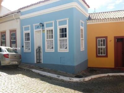 Casa para Venda, em So Joo del Rei, bairro Centro, 4 dormitrios, 1 banheiro, 1 sute