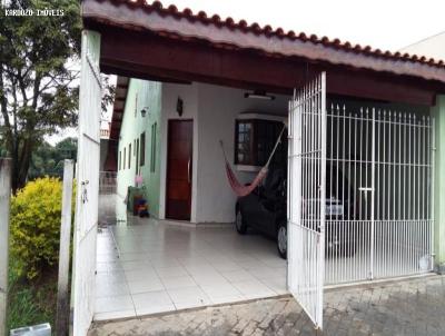 Casa para Venda, em Mogi das Cruzes, bairro Residencial Solares, 3 dormitrios, 1 banheiro, 1 sute, 3 vagas