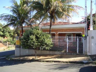 Casa para Venda, em So Pedro, bairro Centro, 4 dormitrios, 1 banheiro, 4 sutes, 2 vagas