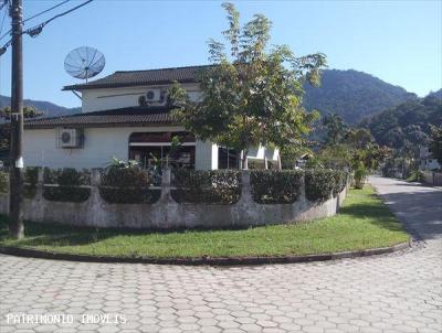 Casa / Sobrado para Venda, em Ubatuba, bairro PRAIA DA ENSEADA, 4 dormitrios, 1 banheiro, 4 sutes