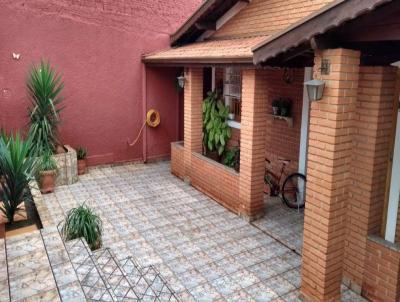 Casa para Venda, em Limeira, bairro Jardim Cavinato, 3 dormitrios, 2 banheiros, 2 vagas