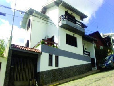 Casa para Venda, em Caxias do Sul, bairro Rio Branco, 4 dormitrios, 4 banheiros, 1 sute, 2 vagas