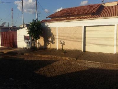 Casa para Venda, em Uberlndia, bairro Tubalina, 3 dormitrios, 3 banheiros, 2 sutes, 4 vagas