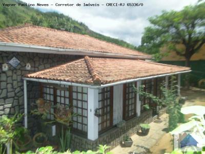Casa para Venda, em Petrpolis, bairro Posse, 3 dormitrios, 3 banheiros, 1 sute, 2 vagas