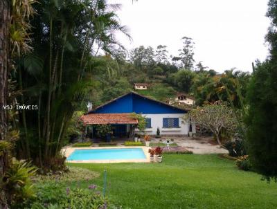 Casa para Venda, em Terespolis, bairro Albuquerque, 3 dormitrios, 5 banheiros, 2 sutes, 2 vagas