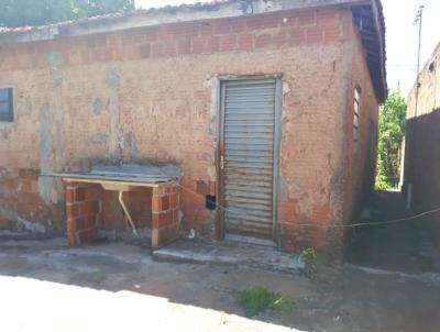 Casa para Venda, em Presidente Prudente, bairro ALVORADA, 2 dormitrios, 1 banheiro, 2 vagas