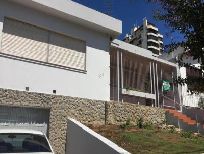 Casa para Venda, em Cachoeira do Sul, bairro Centro, 3 dormitrios, 1 banheiro, 1 vaga