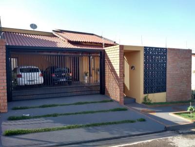 Casa para Venda, em Ourinhos, bairro Nova Ourinhos, 3 dormitrios, 3 banheiros, 1 sute, 4 vagas