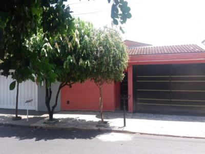 Casa para Venda, em Ribeiro Preto, bairro Parque dos Bandeirantes, 3 dormitrios, 3 banheiros, 1 sute, 4 vagas