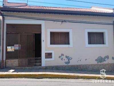 Casa para Venda, em Cachoeira Paulista, bairro Alto da Igreja, 3 dormitrios, 1 banheiro, 1 sute
