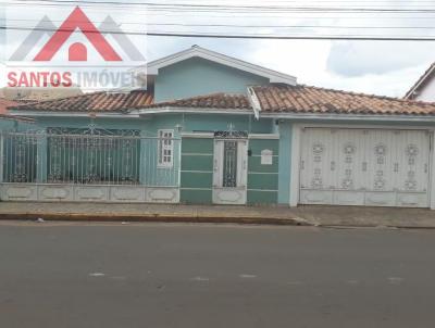 Casa para Venda, em Angatuba, bairro .