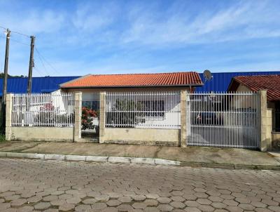 Casa / Sobrado para Venda, em Itaja, bairro Espinheiros - Portal II, 2 dormitrios, 1 banheiro, 2 vagas