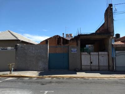 Casa para Venda, em Aparecida, bairro Aroeira, 8 dormitrios, 5 banheiros, 5 vagas