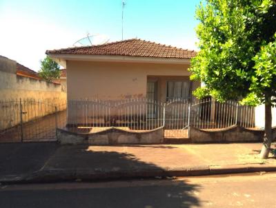 Casa para Venda, em Palmital, bairro Bairro Paraná, 3 dormitórios, 2 banheiros, 2 vagas