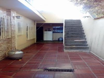 Casa / Sobrado para Venda, em Diadema, bairro Taboo, 3 dormitrios, 2 banheiros, 2 vagas