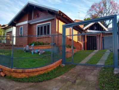 Casa para Venda, em Santa Rosa, bairro Central, 2 dormitórios, 3 banheiros, 1 suíte, 1 vaga