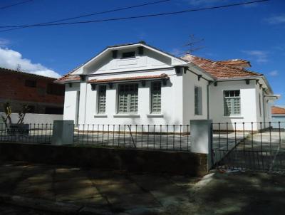 Casa para Venda, em Cachoeira do Sul, bairro Centro, 3 dormitrios, 2 banheiros, 1 vaga