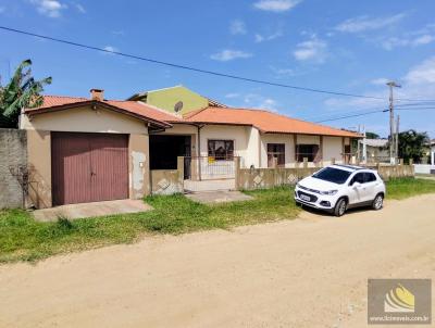 Casa para Venda, em Imbituba, bairro Vila Nova, 4 dormitrios, 2 banheiros, 1 sute, 4 vagas