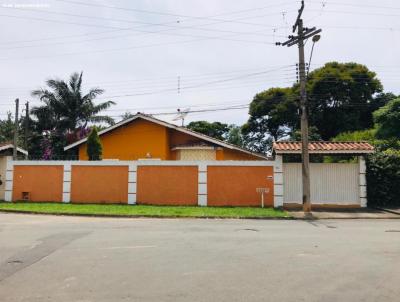 Casa para Venda, em Piracaia, bairro BAIRRO DE PIRACAIA, 4 dormitrios, 4 banheiros, 1 sute, 3 vagas