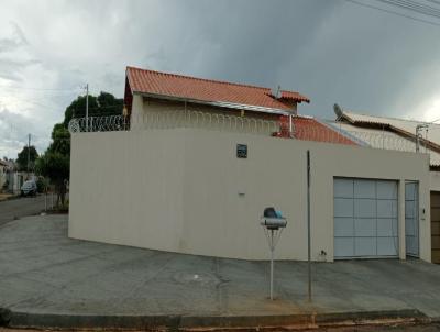 Casa para Locao, em Caldas Novas, bairro Jd Serrano, 3 dormitrios, 1 banheiro, 1 sute, 1 vaga