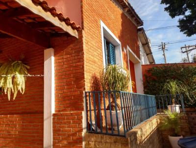 Casa para Venda, em Itu, bairro Vila Gatti, 3 dormitrios, 2 banheiros, 2 vagas