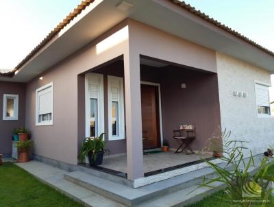 Casa para Venda, em Laguna, bairro Itapiruba Sul, 3 dormitórios, 3 banheiros, 2 suítes