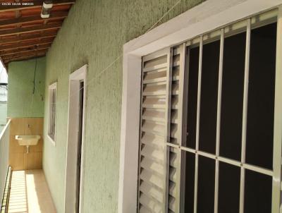 Casa para Locação, em Itaquaquecetuba, bairro Centro, 1 dormitório, 1 banheiro