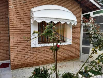 Casa para Venda, em Bragana Paulista, bairro Jardim guas Claras, 2 dormitrios, 2 vagas