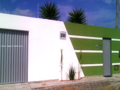 Casa para Venda, em Teixeira de Freitas, bairro Residencial dos Pioneiros, 3 dormitrios, 1 banheiro, 1 sute, 3 vagas