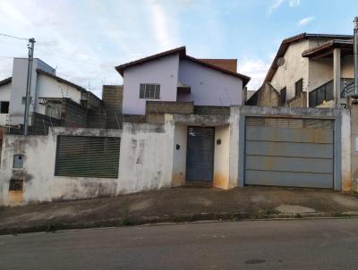 Casa para Venda, em Pouso Alegre, bairro -, 1 banheiro