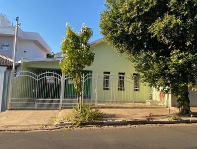 Casa para Venda, em Pirapozinho, bairro Centro, 3 dormitrios, 2 banheiros, 2 vagas
