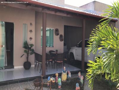 Casa para Venda, em Rio Real, bairro Centro, 3 dormitrios, 2 banheiros, 1 sute, 4 vagas
