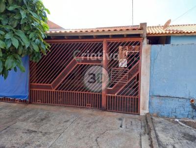 Casa para Venda, em Ourinhos, bairro Itajubi, 5 dormitrios, 2 banheiros, 2 vagas