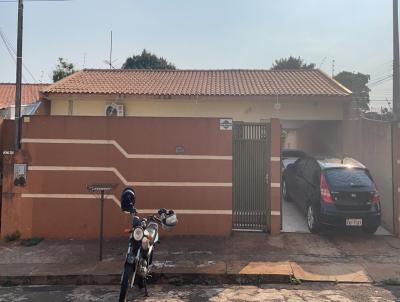 Casa para Venda, em Arapongas, bairro Jardim San Raphael II, 3 dormitrios, 1 banheiro, 2 vagas
