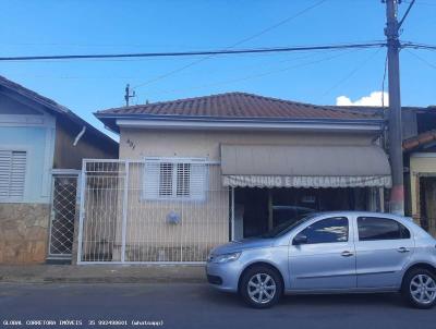 Casa para Venda, em São Gonçalo do Sapucaí, bairro CENTRO, 3 dormitórios, 2 banheiros, 1 vaga