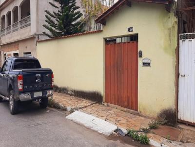Casa para Venda, em Santa Cruz de Minas, bairro Centro, 3 dormitrios, 1 banheiro, 2 vagas
