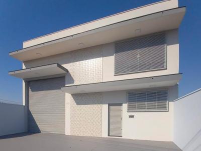 Comercial para Venda, em Pirassununga, bairro Jardim Treviso, 3 banheiros