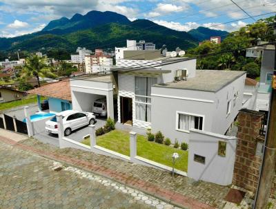 Casa para Venda, em Jaragu do Sul, bairro Jaragu Esquerdo, 3 dormitrios, 2 banheiros, 1 sute, 2 vagas