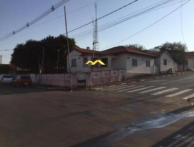 Casa para Venda, em Iper, bairro CENTRO, 3 dormitrios, 1 banheiro, 3 vagas