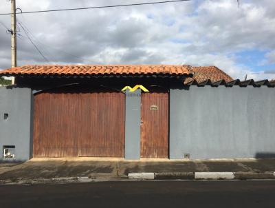 Casa para Venda, em Iper, bairro CENTRO, 2 dormitrios, 2 banheiros, 3 vagas