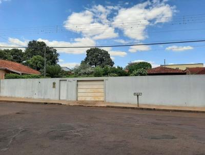 Casa para Venda, em Salto Grande, bairro centro, 4 dormitrios, 5 banheiros, 3 sutes, 3 vagas