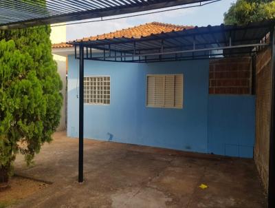 Casa para Venda, em Ourinhos, bairro Jardim Itamaraty, 2 dormitrios, 1 banheiro, 1 vaga