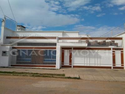 Casa para Venda, em Bag, bairro Menino Deus, 2 dormitrios, 2 banheiros, 1 sute, 1 vaga