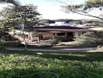 Casa para Venda, em Joinville, bairro Amrica, 4 dormitrios, 2 banheiros, 1 sute, 2 vagas