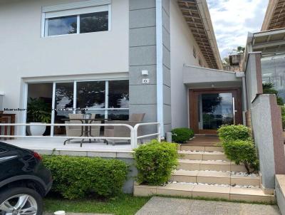 Casa em Condomnio para Venda, em Embu das Artes, bairro Cercado Grande, 3 dormitrios, 2 banheiros, 1 sute