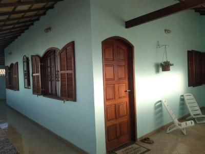 Casa para Venda, em Araruama, bairro Vila Capri, 2 dormitrios, 1 banheiro, 1 sute, 2 vagas